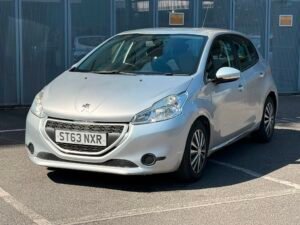 Peugeot 208 1.0 VTi Access+ Euro 5 5dr