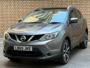 Nissan Qashqai 1.2 DiG-T Tekna