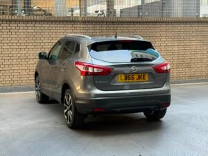 Nissan Qashqai 1.2 DiG-T Tekna