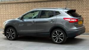Nissan Qashqai 1.2 DiG-T Tekna